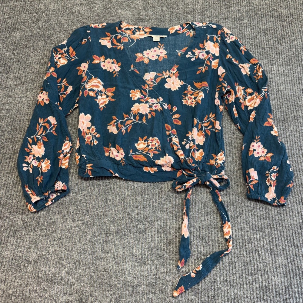 Floral Wrap‎ Blouse Medium Boho Romantic Cottagecore Top Chic American Eagle